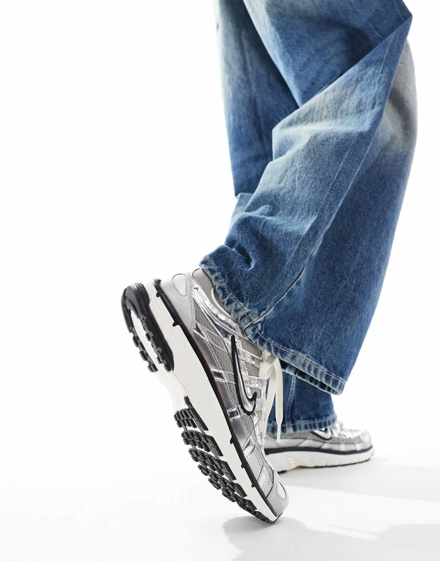 NIKE P-6000 “Silver”